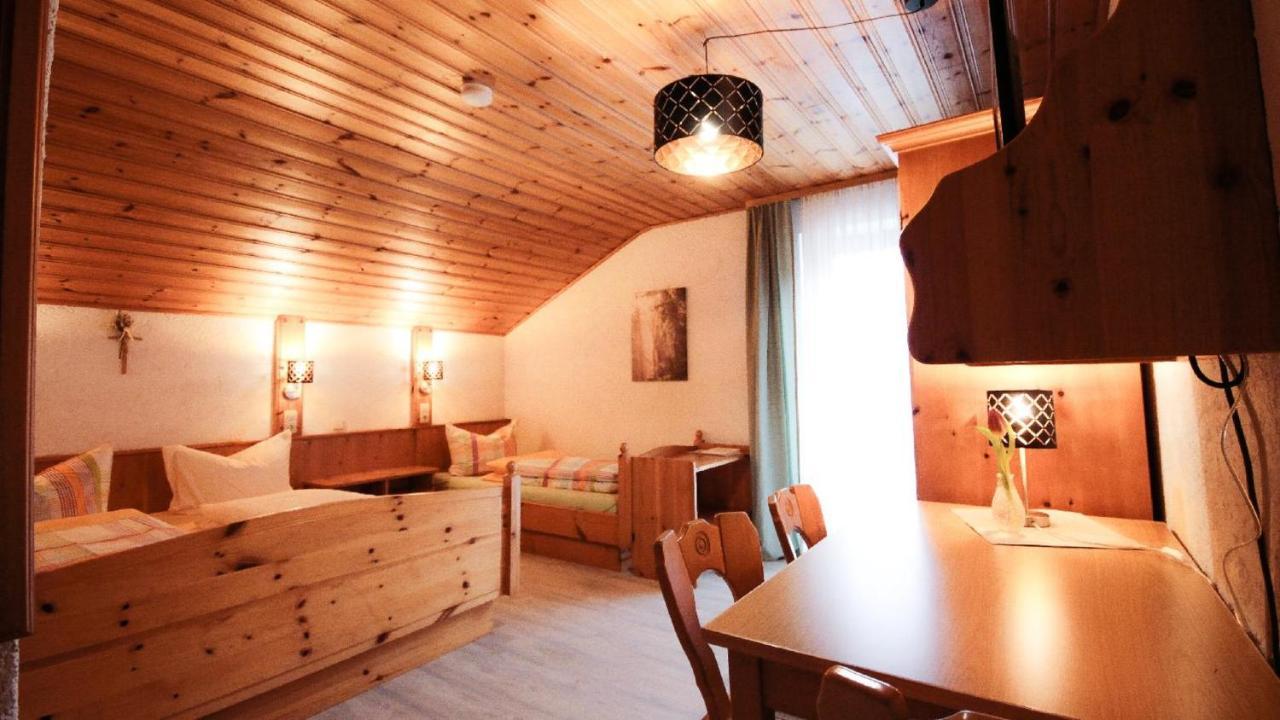 Pension Eichertstueberl ฟูร์ท อิม วัลด์ ภายนอก รูปภาพ