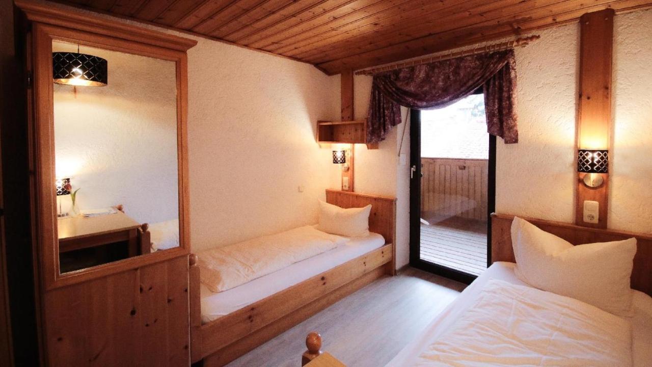 Pension Eichertstueberl ฟูร์ท อิม วัลด์ ภายนอก รูปภาพ