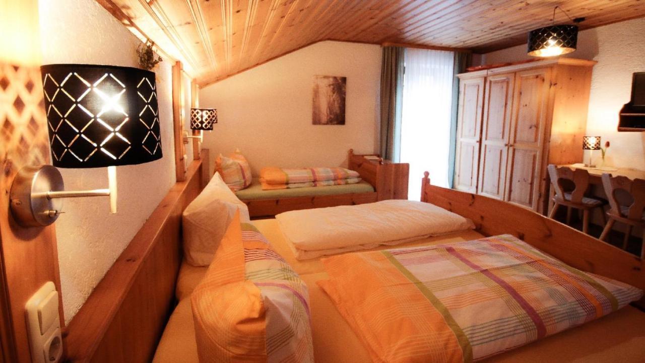 Pension Eichertstueberl ฟูร์ท อิม วัลด์ ภายนอก รูปภาพ